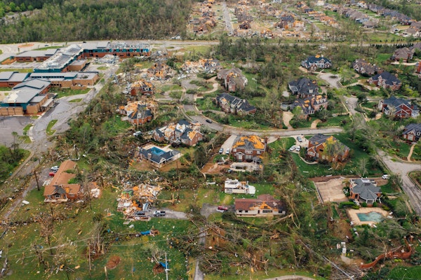 Catastrophe Losses Push Businesses Toward Captives as Coverage Gaps Widen